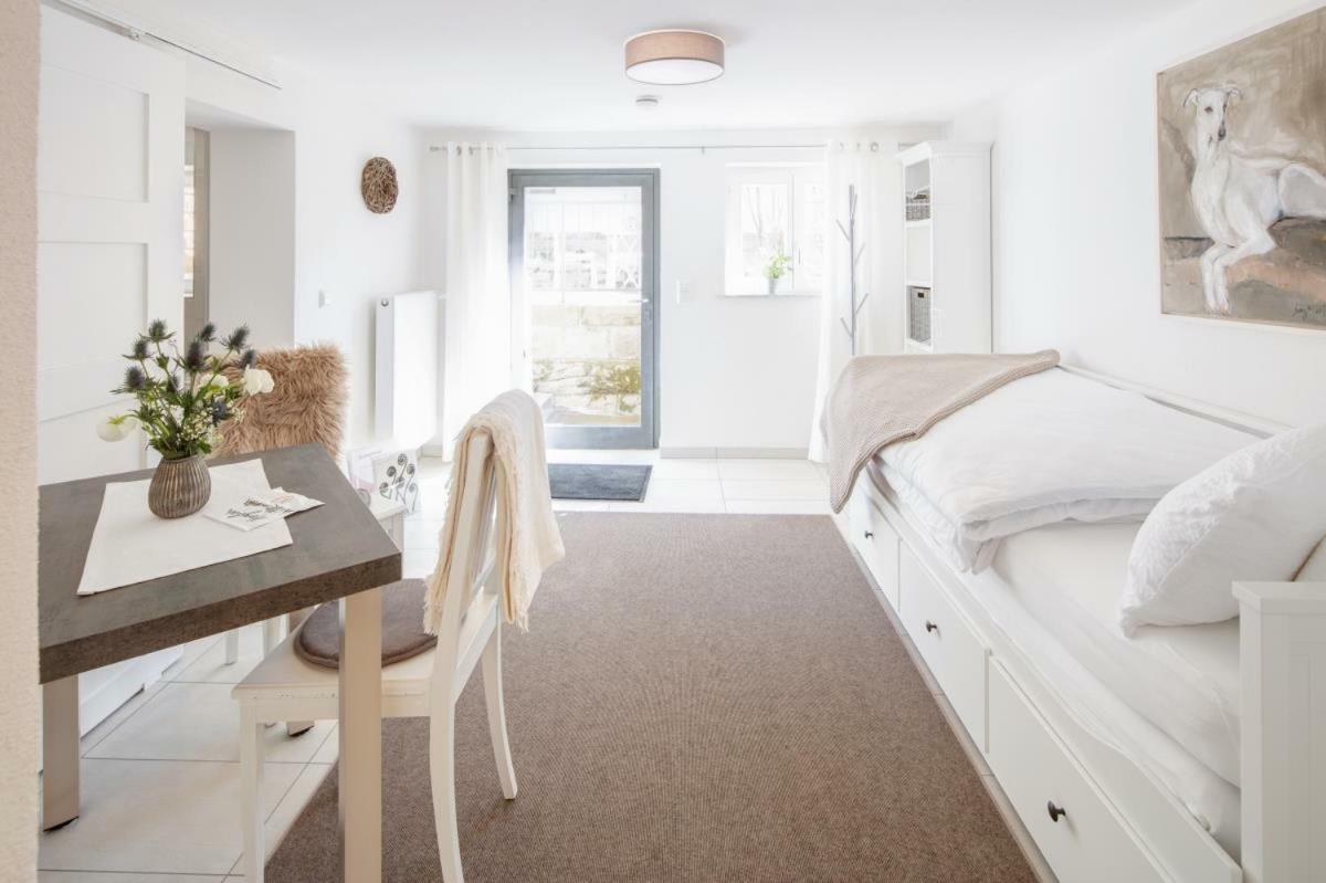 Tiny Ferienwohnung Am Stadtpark Schwaebisch Hall Ngoại thất bức ảnh